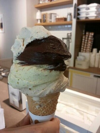 cono-pesto-di-pistacchio